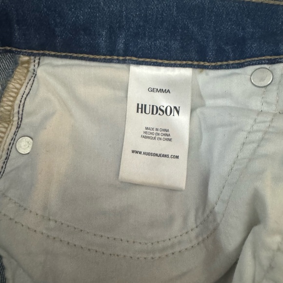 NWOT. Hudson Gemma Jean shorts. - Picture 4 of 8